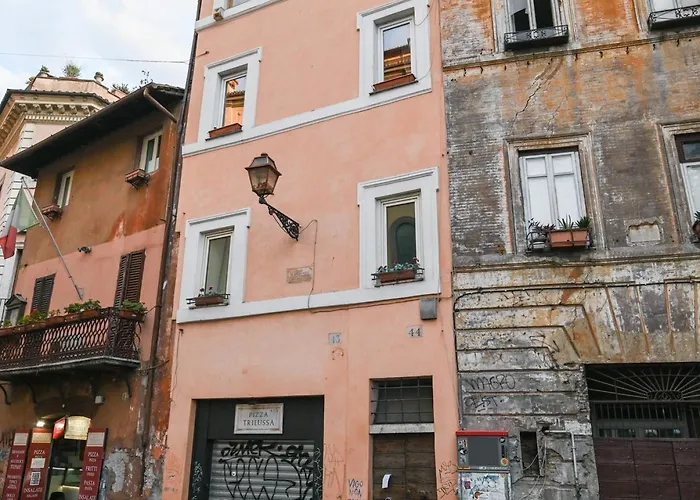 Апартаменты Gorgeous Trastevere Loft On The River *